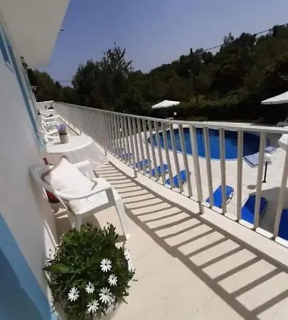 Apartman Rose Mesonghi Moraítika