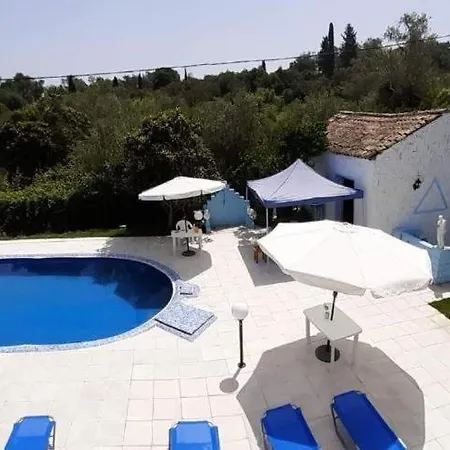 Rose Mesonghi Apartman